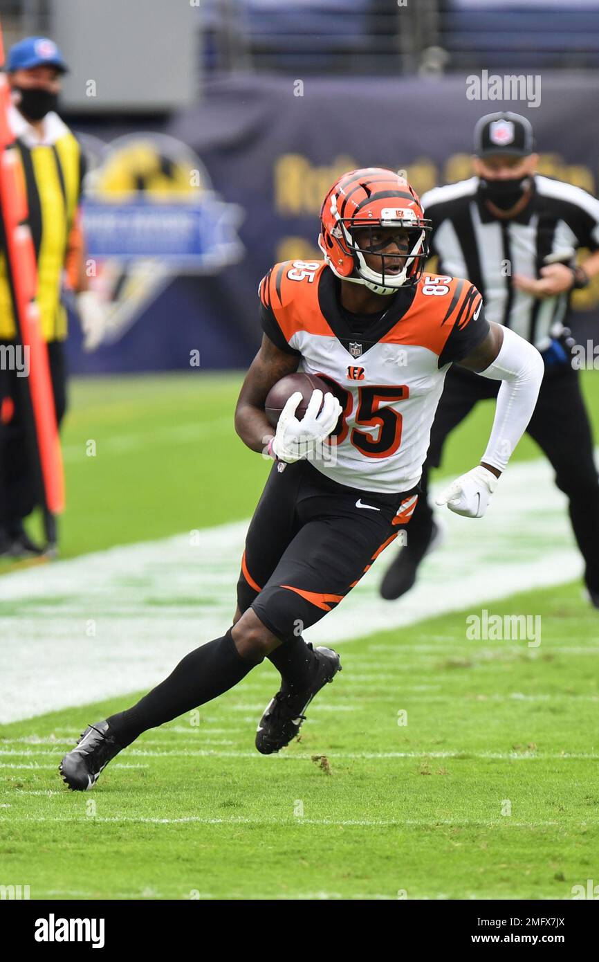 Cincinnati Bengals wide receiver Tee Higgins (85) lines up for the play  during an NFL football game against the San Francisco 49ers, Sunday, Dec.  12, 2021, in Cincinnati. (AP Photo/Emilee Chinn Stock