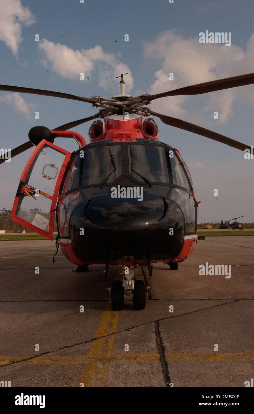 Aircrafts - HH-65 Dolphin - 26-HK-54-15. Nose of HH-65, doors open, on ...