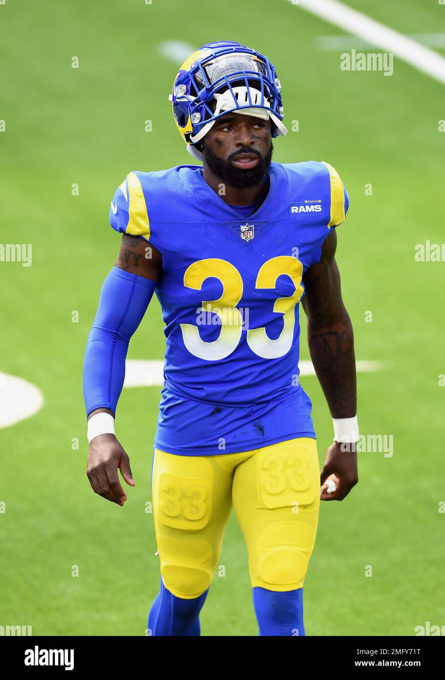 Los Angeles Rams safety Nick Scott (33) runs during an NFL football game  against the Atlanta Falcons Sunday, Sept. 18, 2022, in Inglewood, Calif.  (AP Photo/Kyusung Gong Stock Photo - Alamy