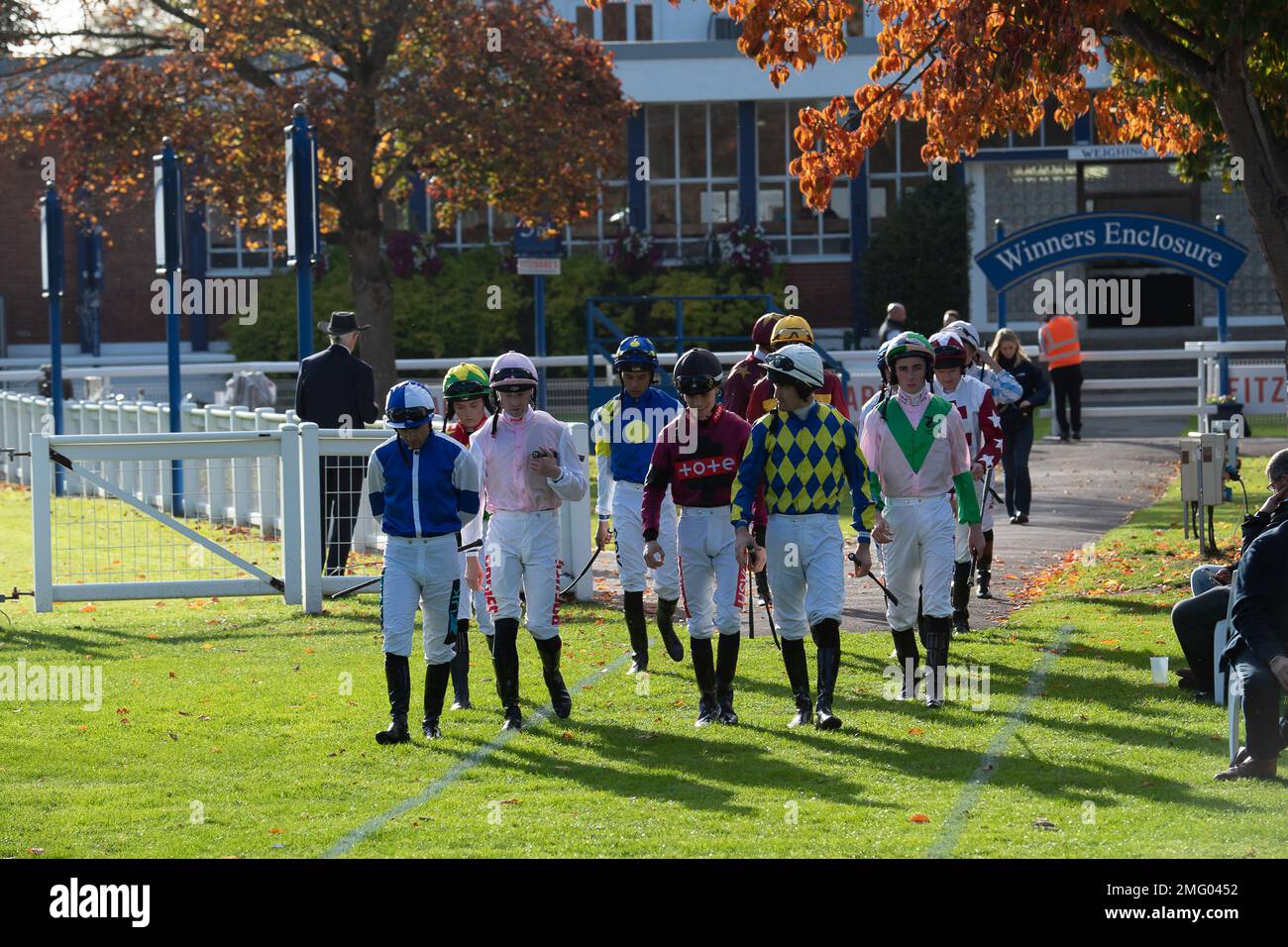 Windsor races photos hires stock photography and images Alamy