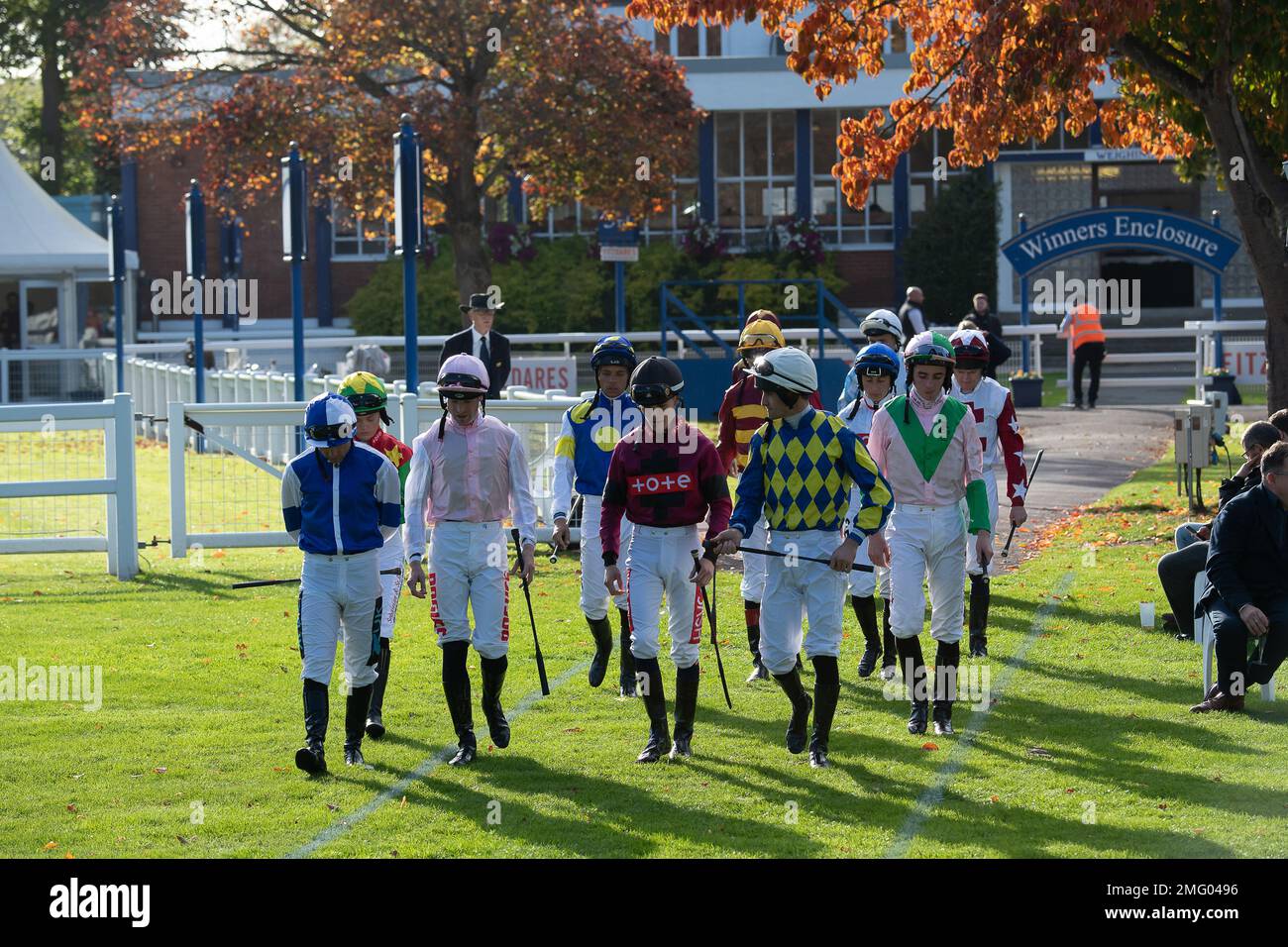 Windsor races photos hires stock photography and images Alamy