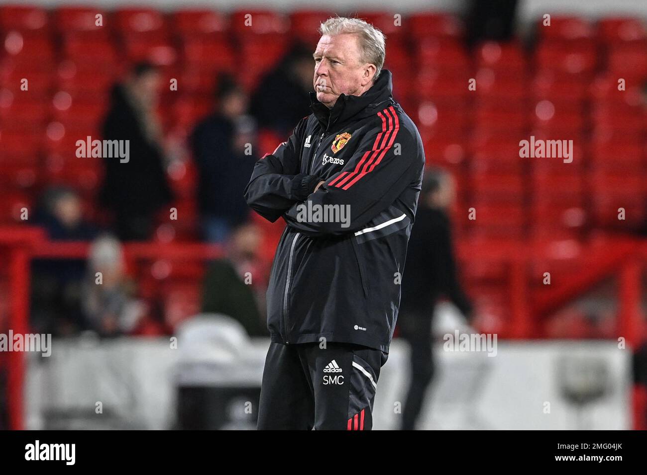 Nottingham forest coach hi-res stock photography and images