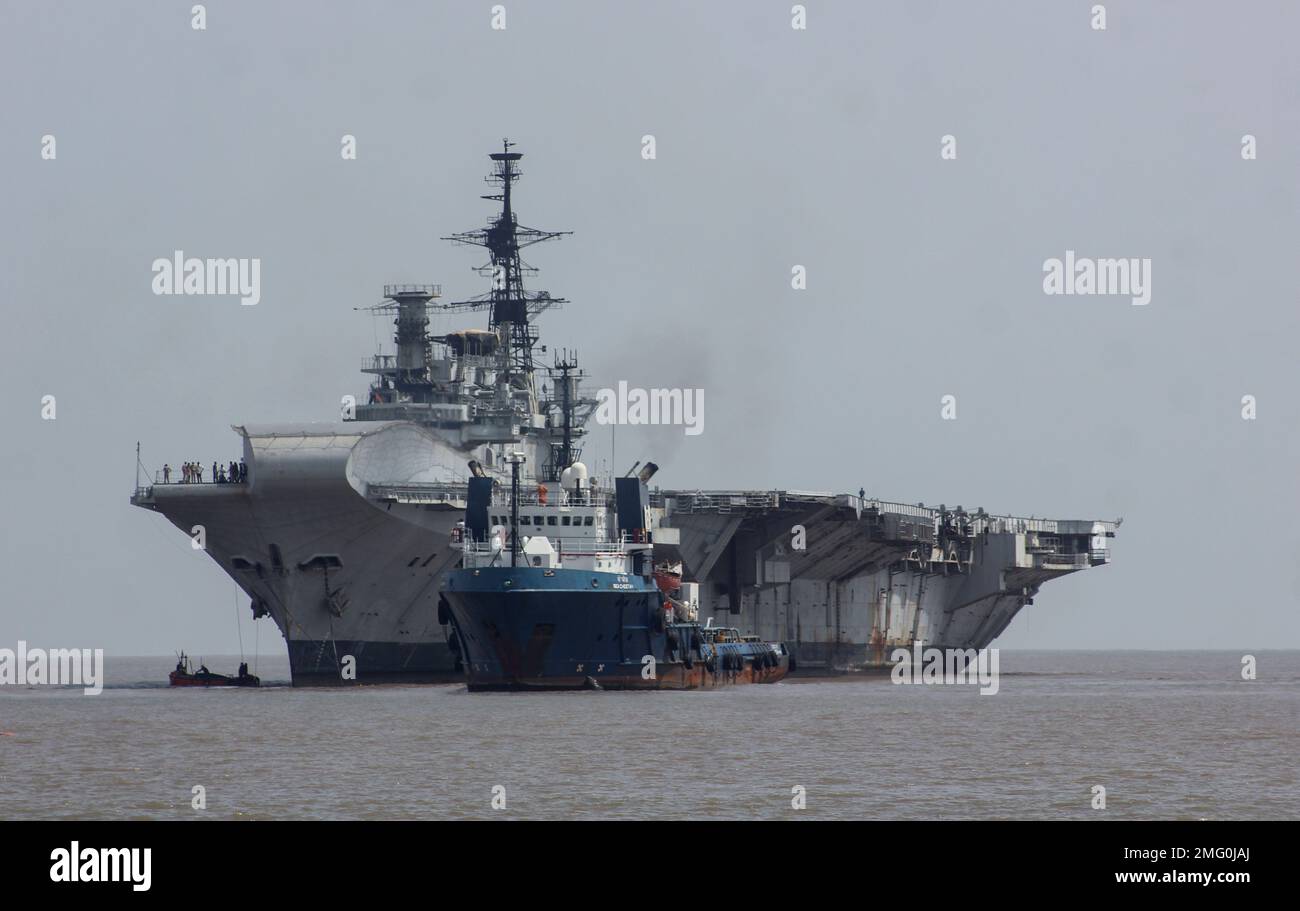 Ins Viraat Ship INS Viraat that was decommissioned by the Indian Navy in 2017 ...