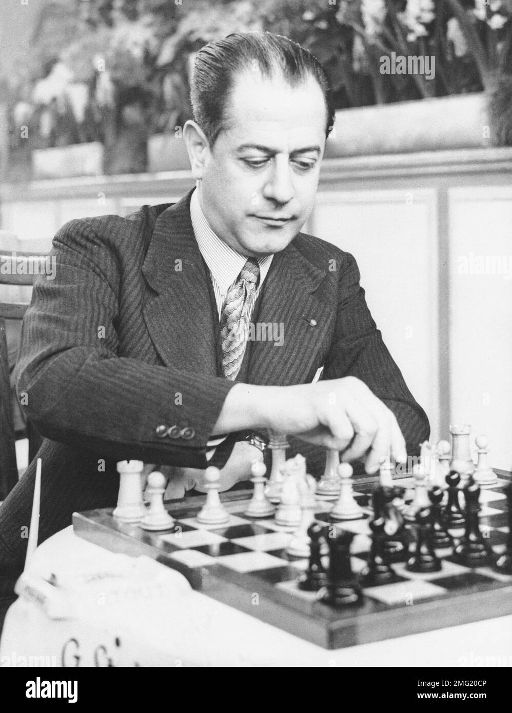 José Raúl Capablanca giving a 30 board simul in Berlin, June 1929