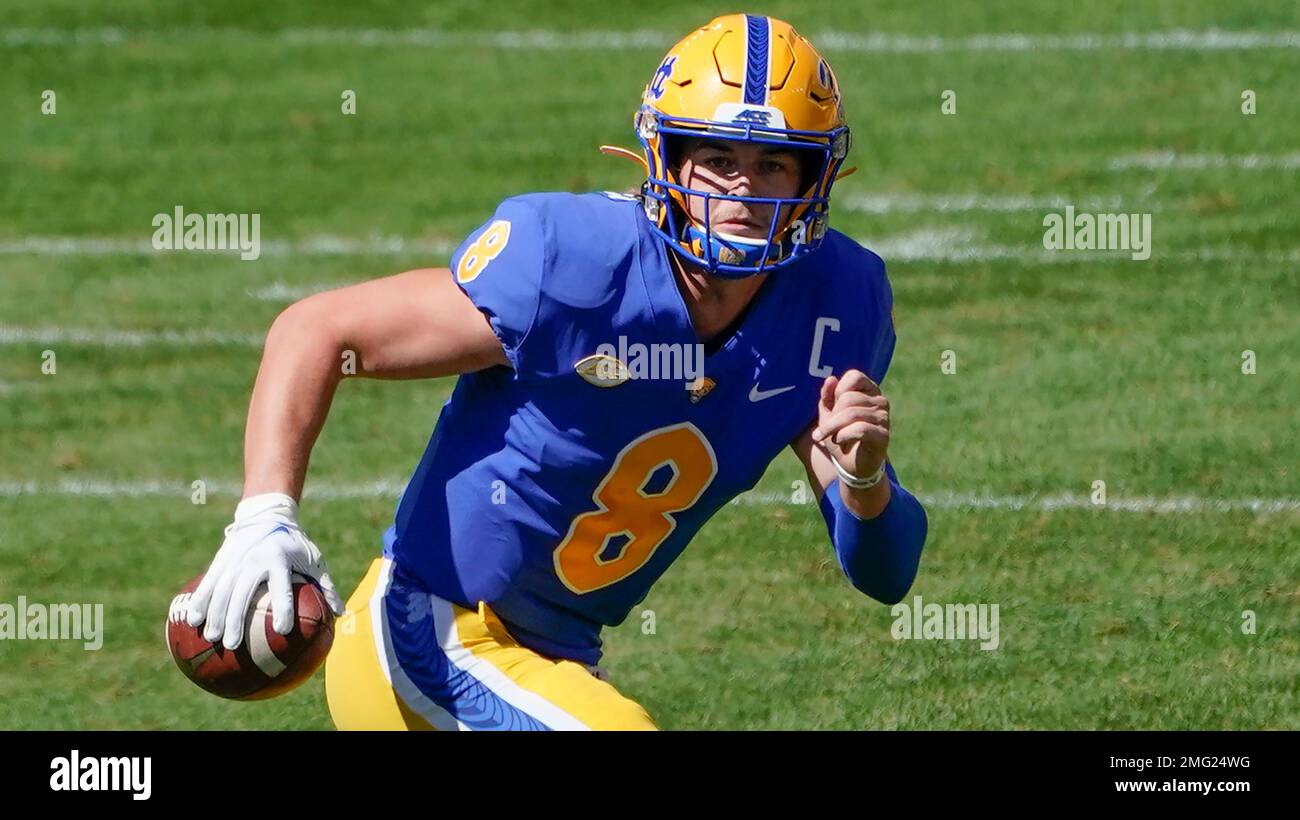 Pittsburgh quarterback Kenny Pickett (8) plays against Syracuse during