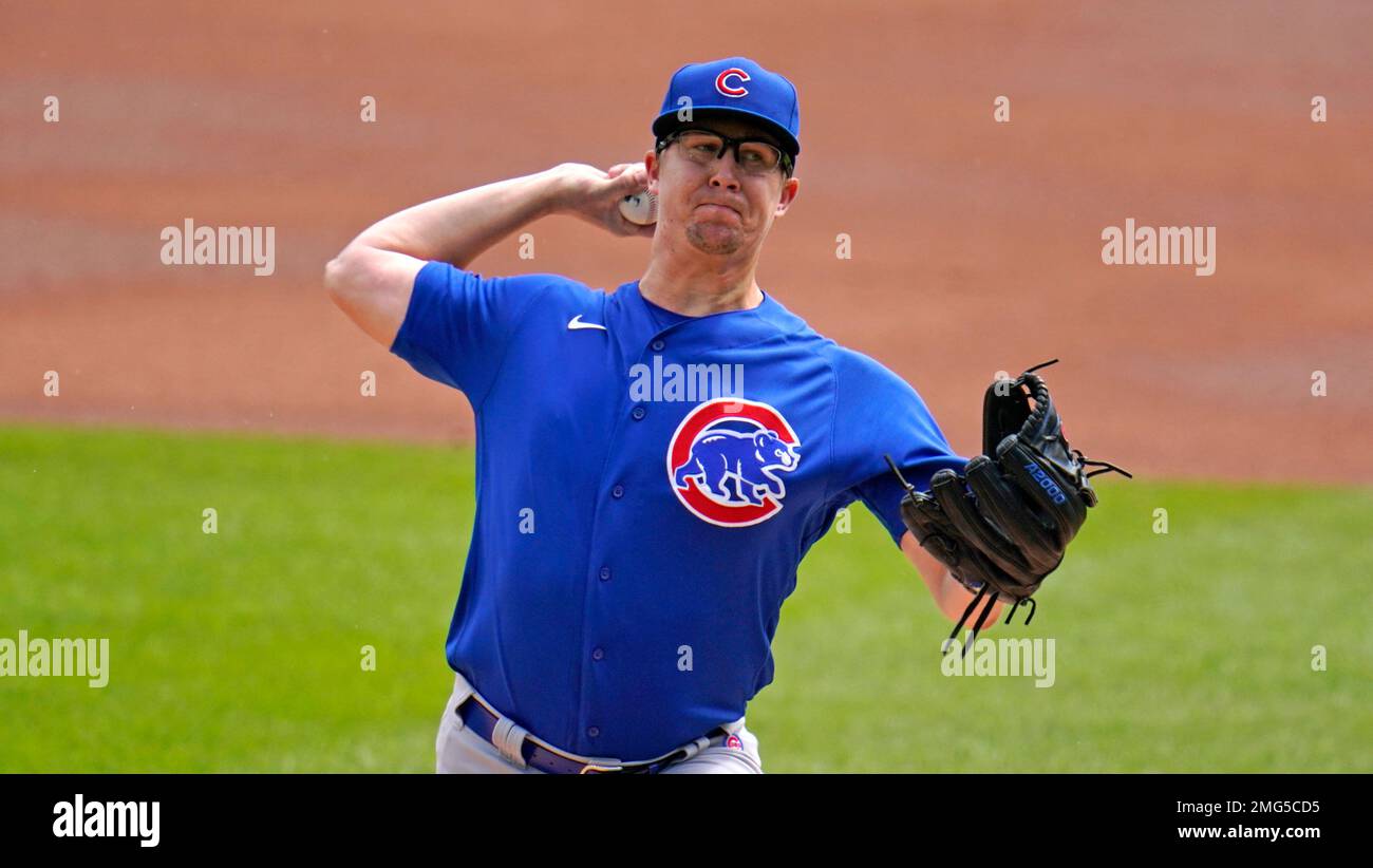 Chicago Cubs starting pitcher Alec Mills delivers during the first