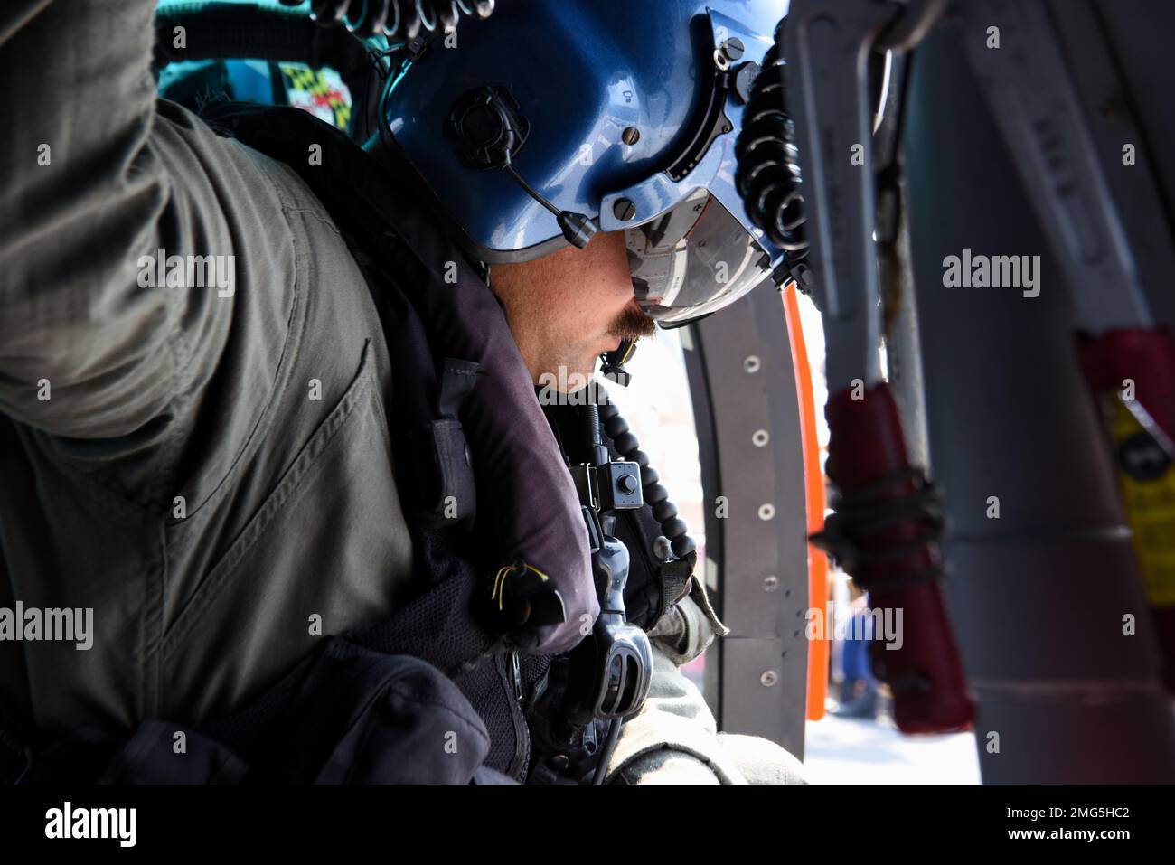 U.S. Coast Guard Petty Officer 1st Class Roger Alvarez, an aviation maintenance technician assigned to Coast Guard Air Station Houston, conducts flight operations with USCGC Mohawk (WMEC 913), while underway in the Atlantic Ocean, Aug. 21, 2022. Mohawk is on a scheduled deployment in the U.S. Naval Forces Africa area of operations, employed by U.S. Sixth Fleet to defend U.S., allied, and partner interests. Stock Photo