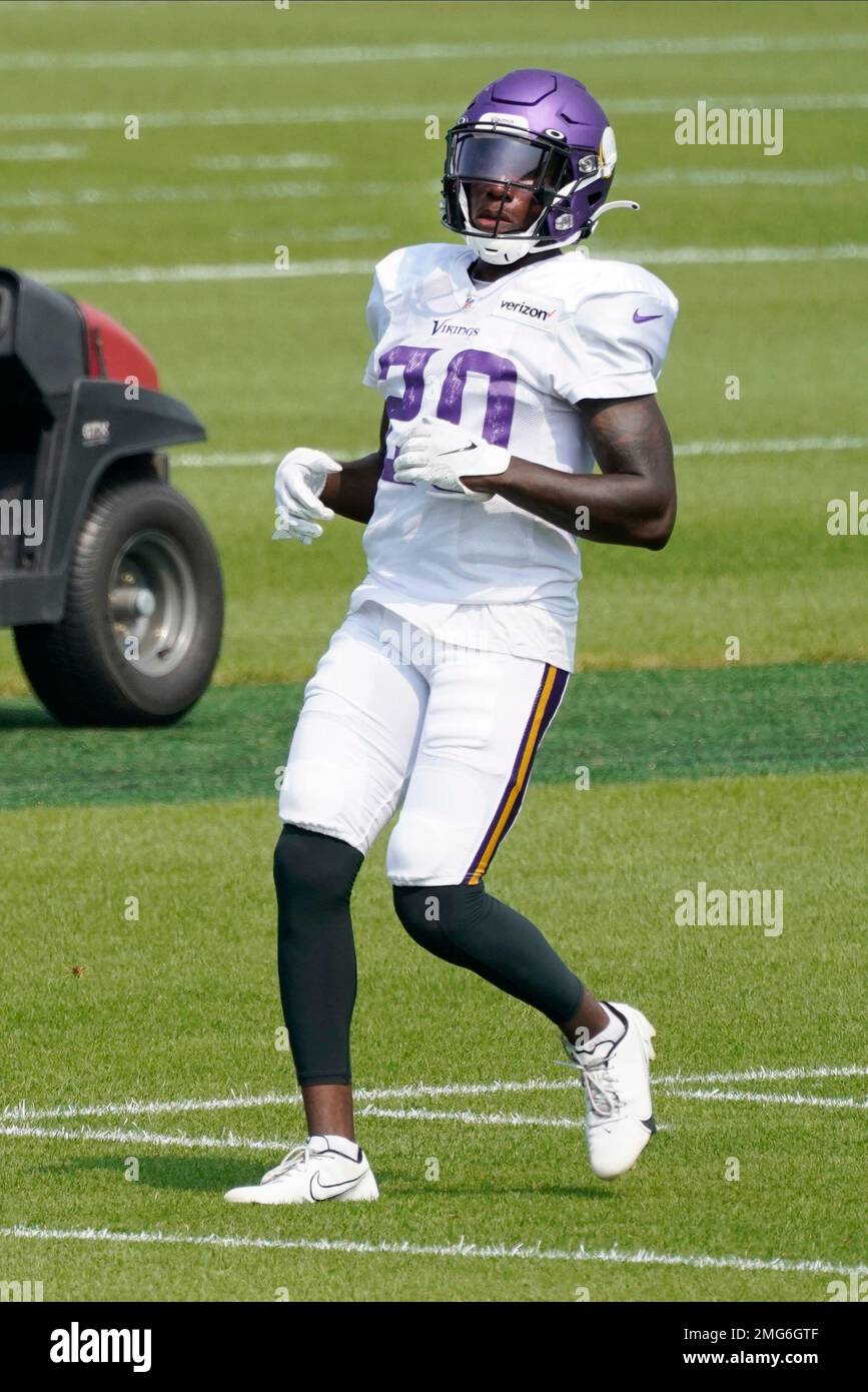 Minnesota Vikings cornerback Jeff Gladney (20) lines up against the Chicago  Bears during an NFL football game, Sunday, Dec. 20, 2020, in Minneapolis.  (Jeff Haynes/AP Images for Panini Stock Photo - Alamy