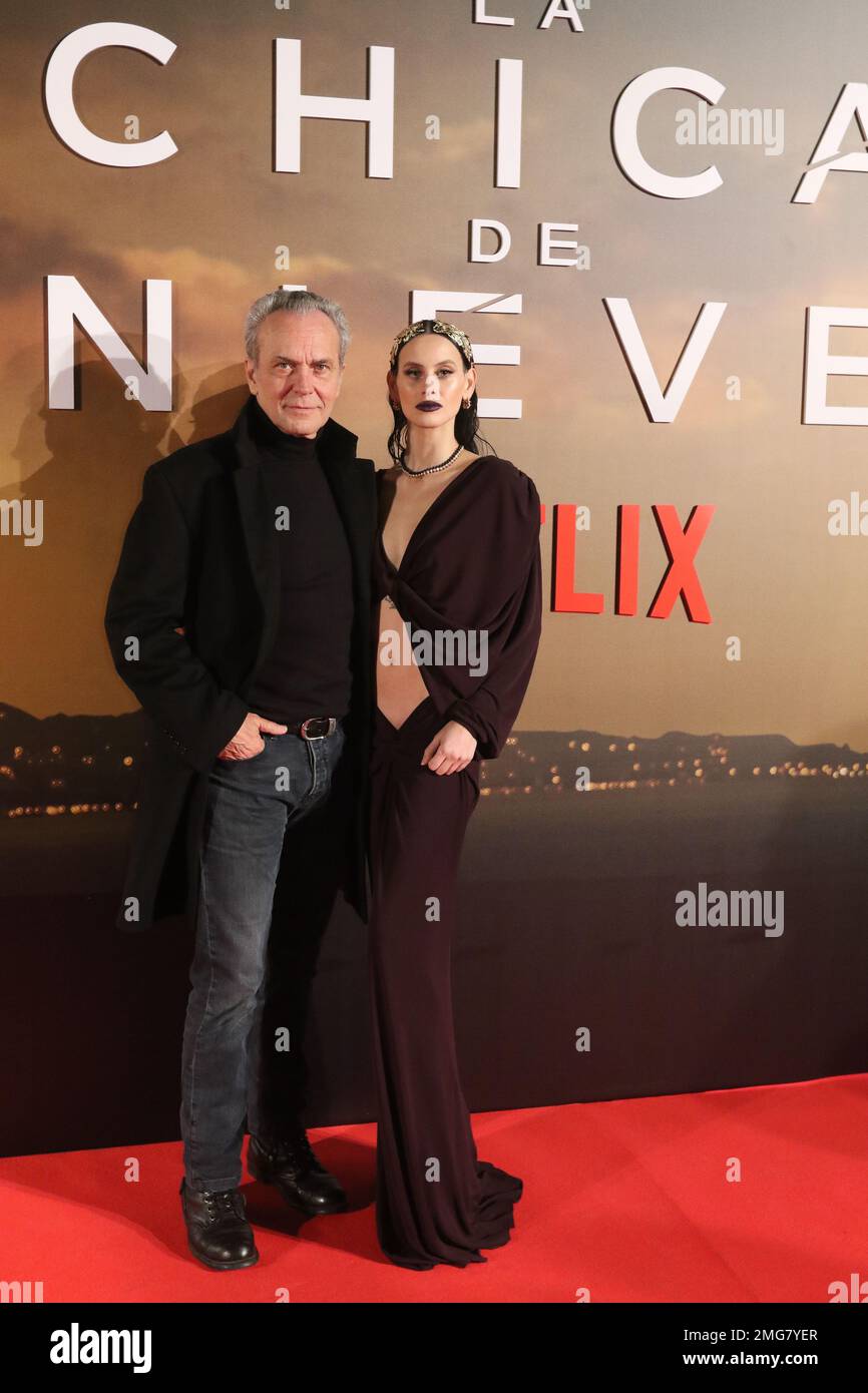 January 25, 2023: January 25, 2023 (Malaga)Malaga dresses up for the preview of 'La chica de nieve', by Netflix The author of the original novel, the Malaga-born Javier Castillo, has been wrapped up in the entire cast of the series and many friends in his homeland.Milena Smit con Jose coronado. (Credit Image: © Lorenzo Carnero/ZUMA Press Wire) EDITORIAL USAGE ONLY! Not for Commercial USAGE! Stock Photo