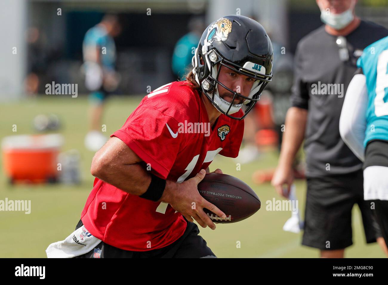 Jacksonville Jaguars quarterback Gardner Minshew II performs a drill