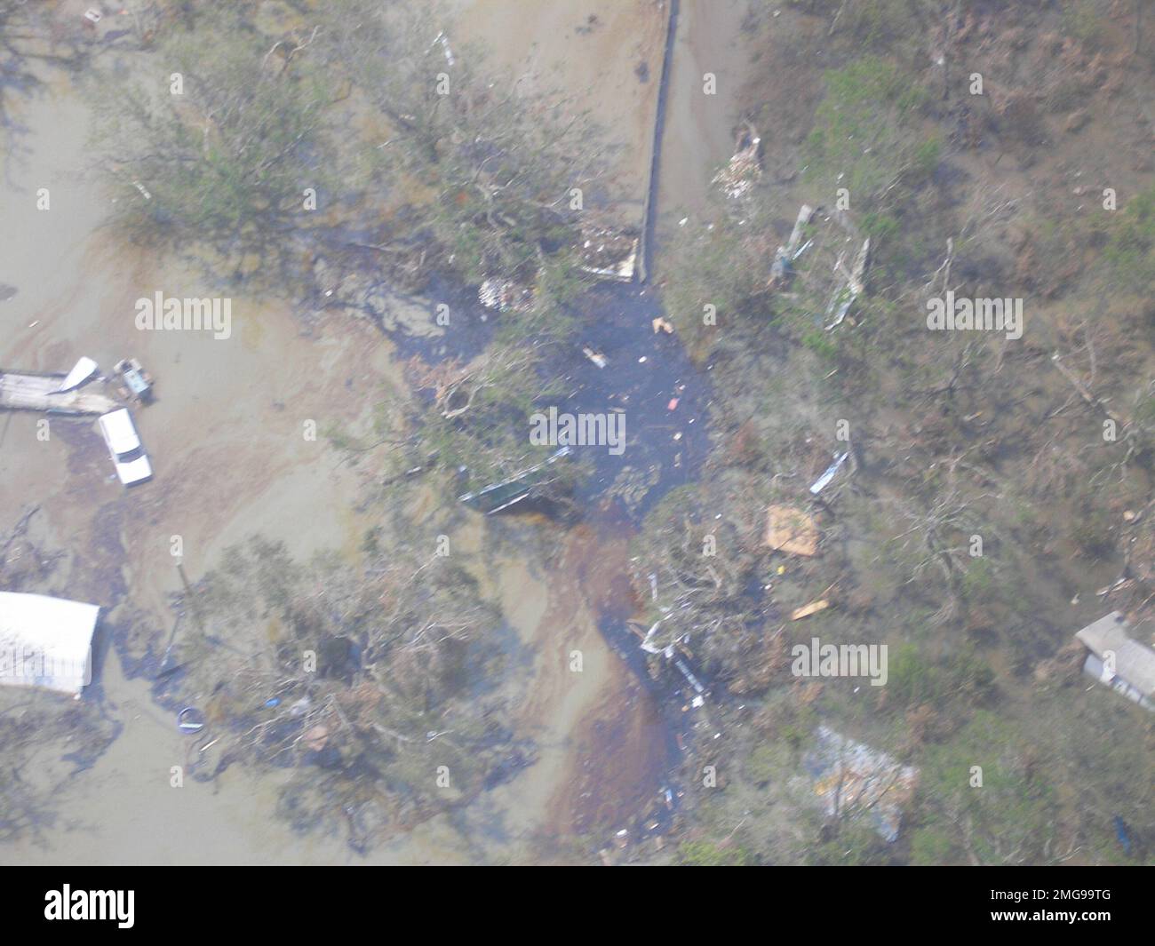 Pollution - ESU St. Louis Response - Shell Narin - 26-HK-247-45 ...