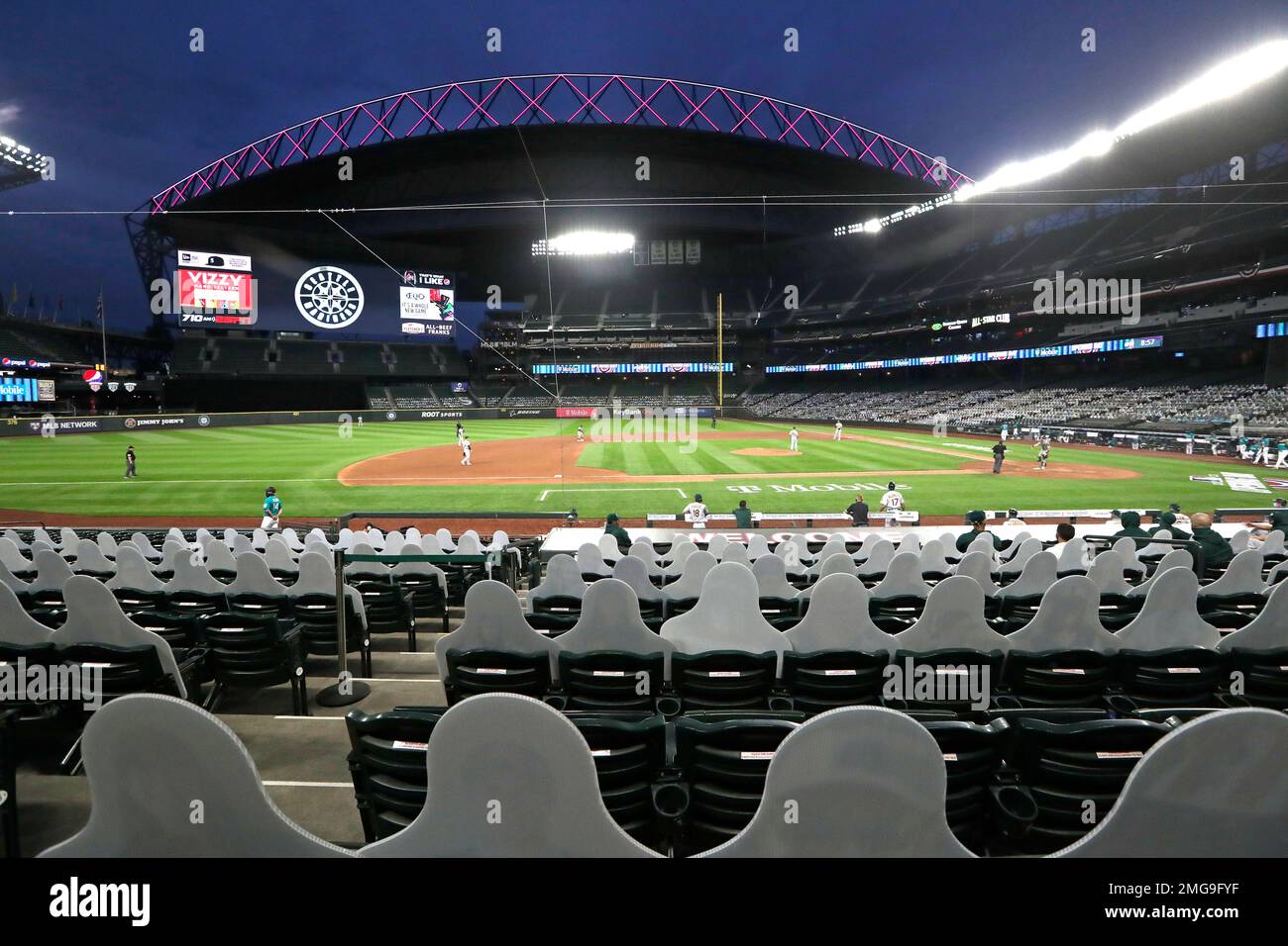 Seattle Mariners play the Oakland Athletics in a baseball game during