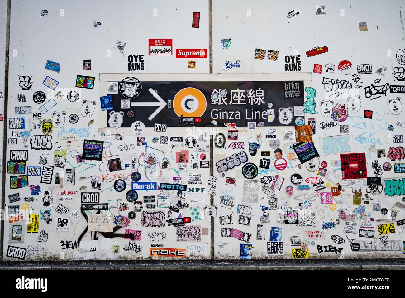 Tokyo Japan 24th Jan 2023 Graffiti And Stickers Surrounding A tokyo-japan-24th-jan-2023-graffiti-and-stickers-surrounding-a