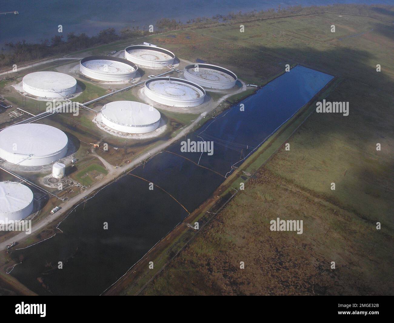 Chevron Polution Pollution - ESU St. Louis Response - Chevron Empire - 26-HK-235-26 ...