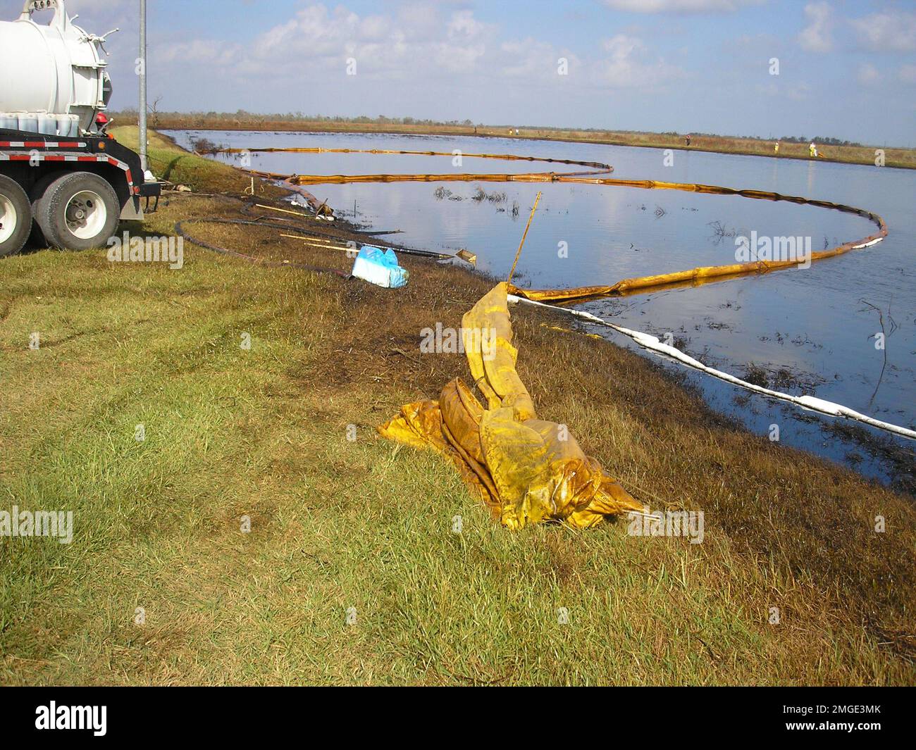 Chevron Polution Pollution - ESU St. Louis Response - Chevron Empire - 26-HK-235-37 ...