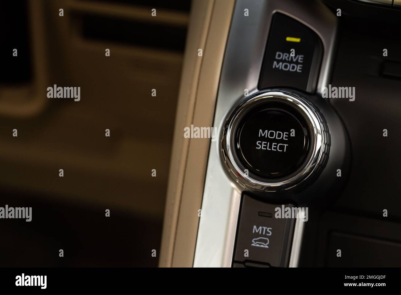 Car driving mode switch. Drive mode selector button Stock Photo Alamy