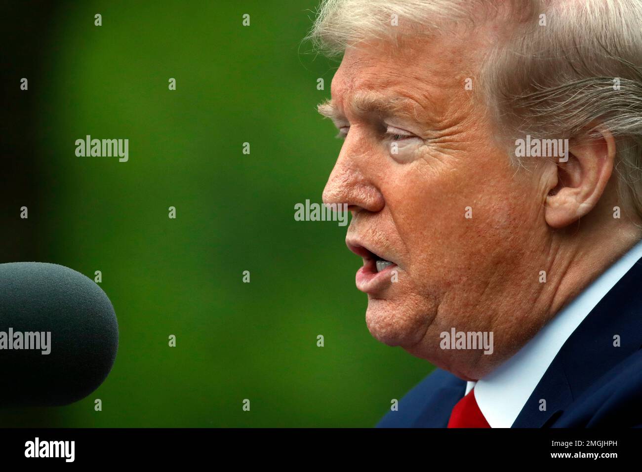 President Donald Trump speaks about the coronavirus in the Rose Garden ...