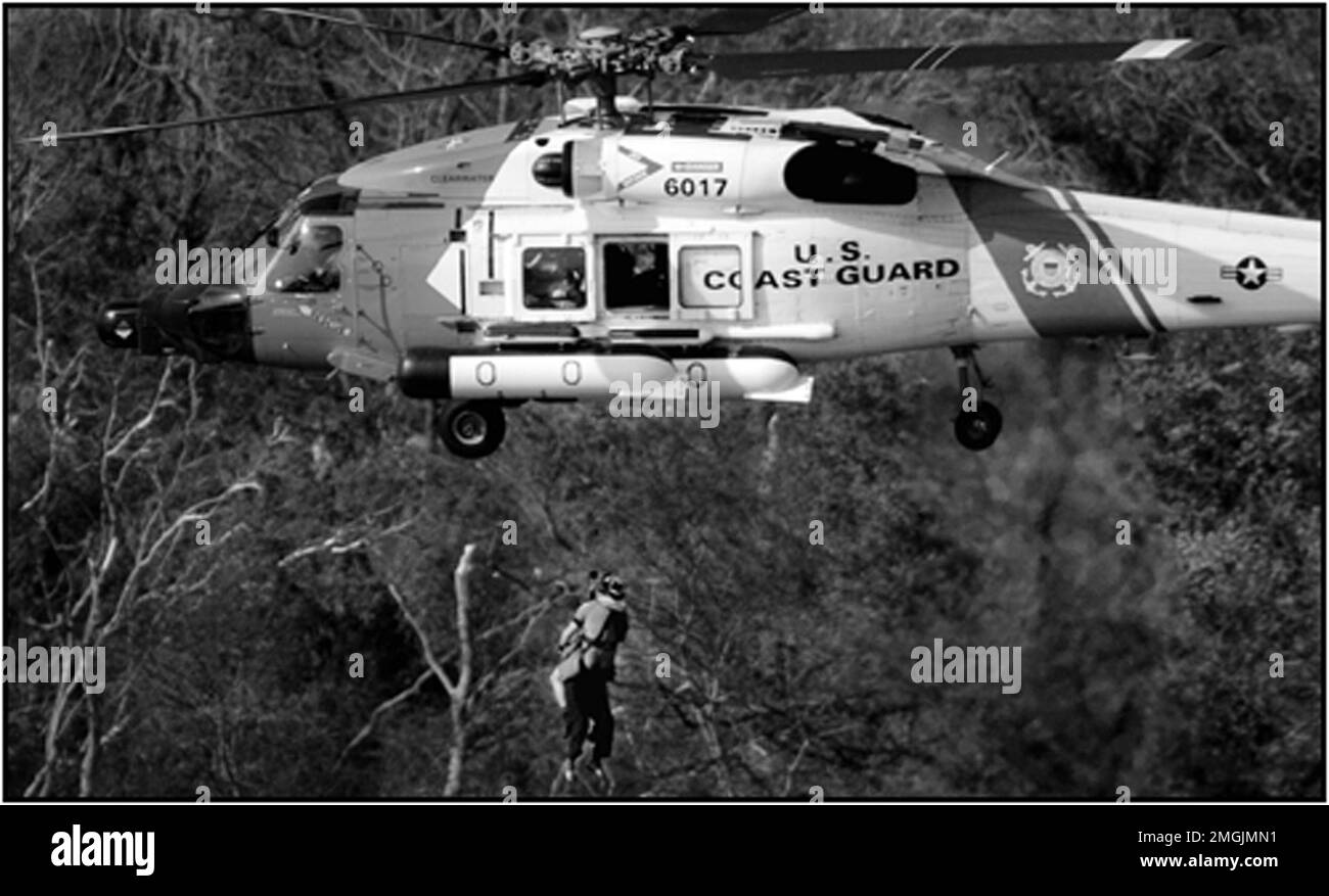 Miscellaneous - Coast Guard Operations - 26-HK-437-17. Hurricane Katrina Stock Photo
