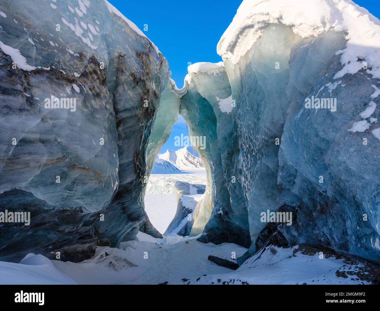 Serac, glacier Fridtjovbreen. Landscape in Van Mijenfjorden National