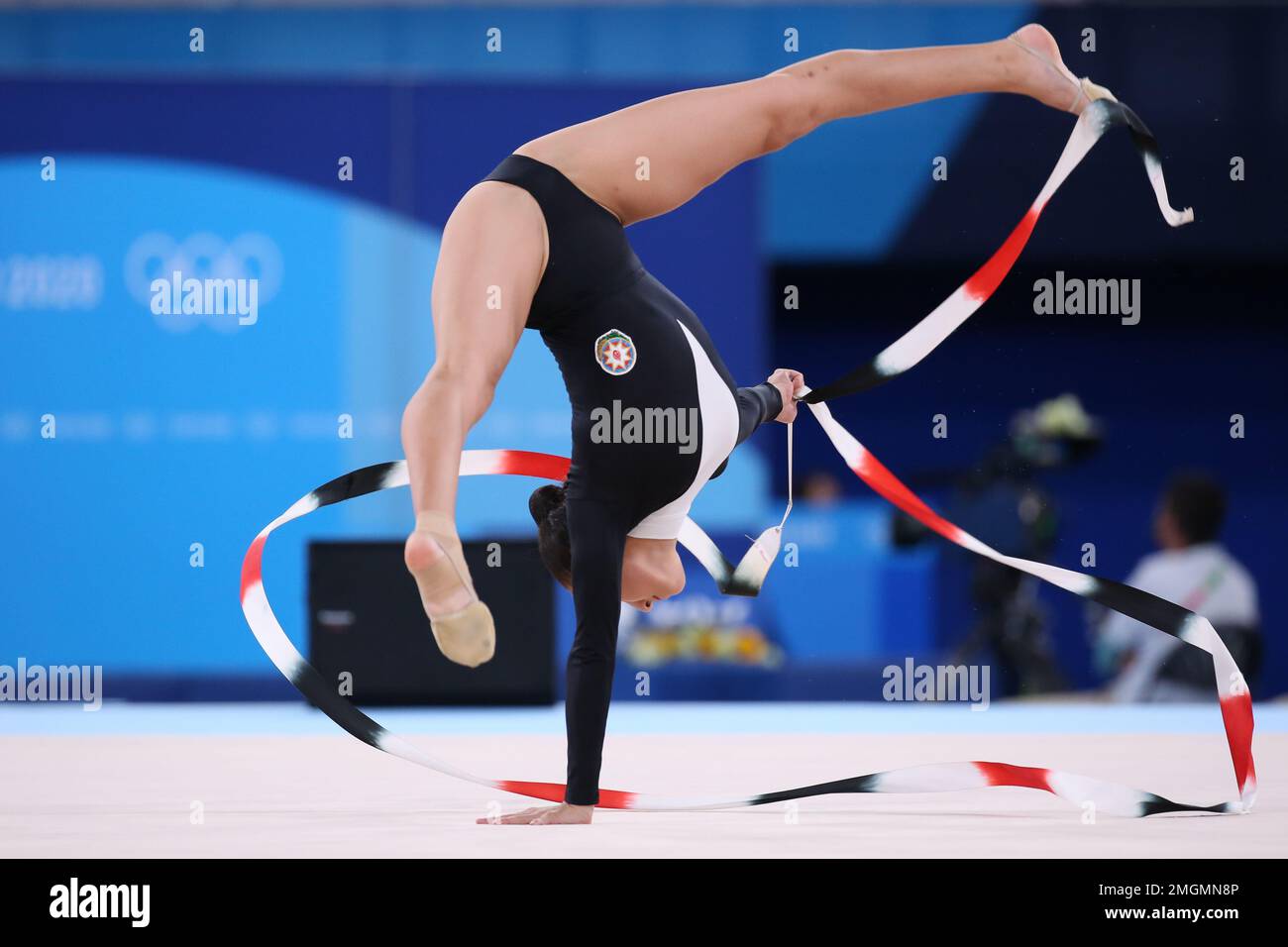 Gymnastics rhythmic hoop hi-res stock photography and images - Alamy