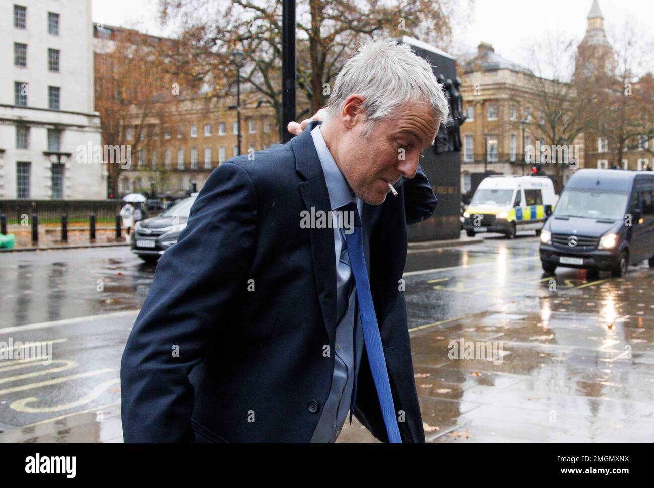 Zac Goldsmith, Minister of State for Energy, Climate and Environment, arrives at the Cabinet Office smoking a rollup cigarette Stock Photo