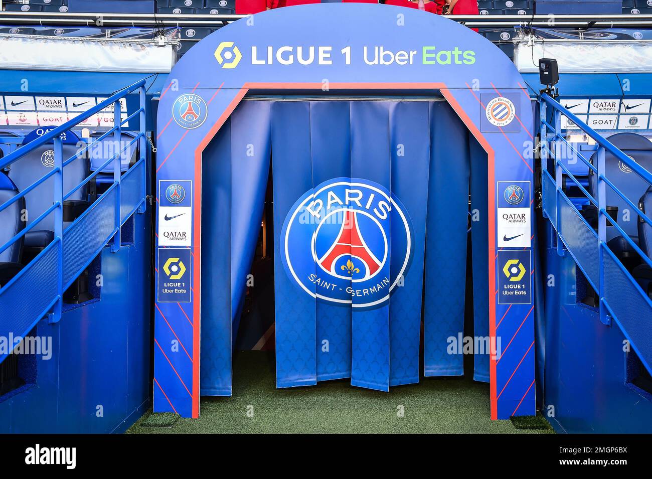 Paris Saint-Germain F.C. France Ligue 1 Cycling jersey Football player,  nike, blue, text, logo png