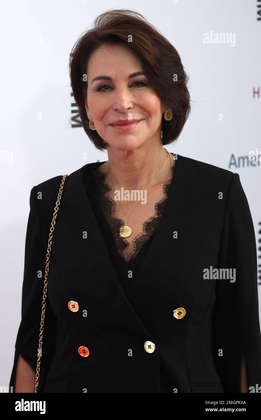 Giselle Fernandez arrives at the Eighth Annual Women Making History ...