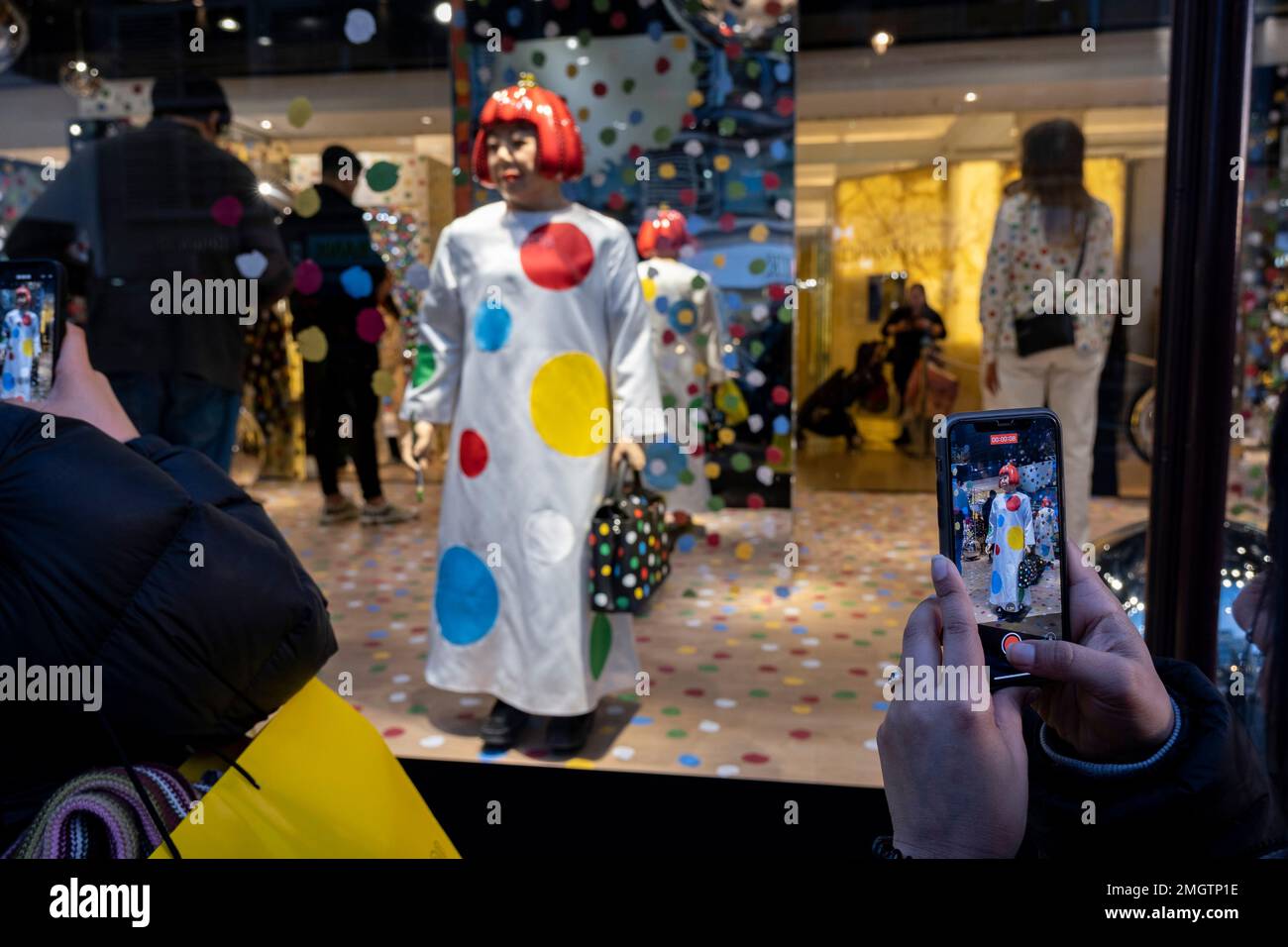 Harrods louis vuitton hi res stock photography and images Alamy