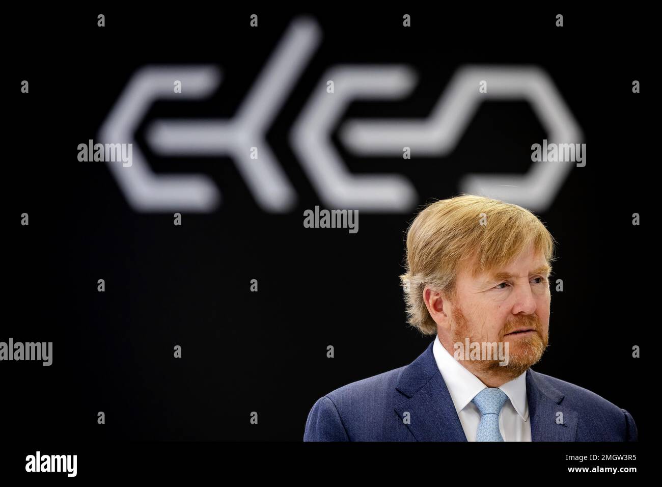 HELMOND - King Willem-Alexander is given a guided tour during the opening of ELEO's new battery factory on the Automotive Campus. ELEO designs and builds high-quality battery systems. ANP ROBIN VAN LONKHUIJSEN netherlands out - belgium out Stock Photo