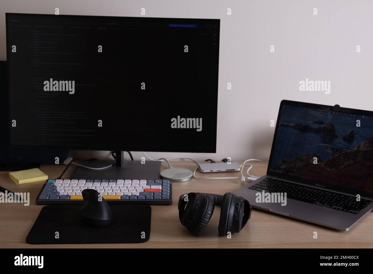 Workplace at home hi-res stock photography and images - Alamy