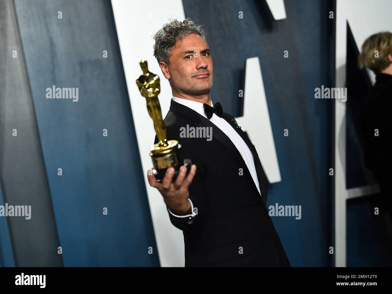 Taika Waititi Winner Of The Award For Best Adapted Screenplay For 