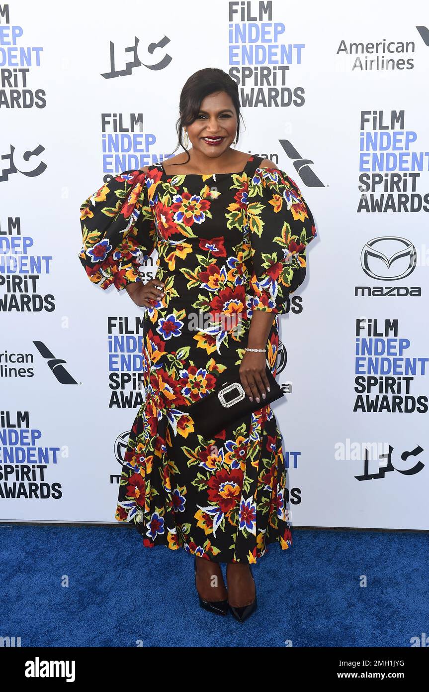 Mindy Struss Mindy Kaling arrives at the 35th Film Independent Spirit Awards on ...