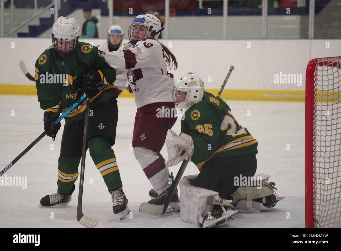 Dumfries, Scotland, 26 January 2023. Netminder Madison Smith and Amelia