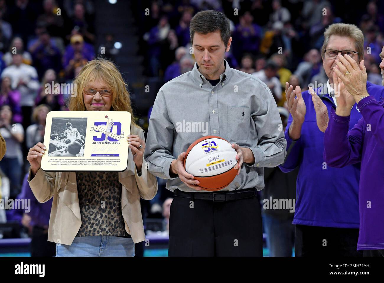 CORRECTS ID TO JAESON NOT JOSH Flanked by teammates of Pistol Pete