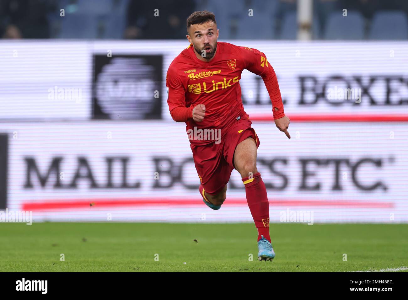 Genoa, Italy, 12th November 2022. Federico Di Francesco of US Lecce during the Serie A match at Luigi Ferraris, Genoa. Picture credit should read: Jonathan Moscrop / Sportimage Stock Photo