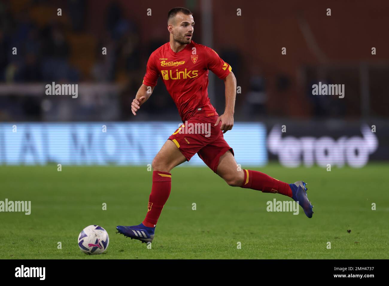Genoa, Italy, 12th November 2022. Marin Pongracic of US Lecce during the Serie A match at Luigi Ferraris, Genoa. Picture credit should read: Jonathan Moscrop / Sportimage Stock Photo