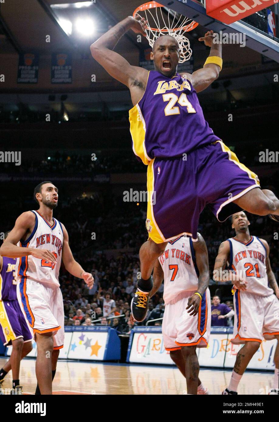 NBA Los Angeles Lakes Kobe Bryant Slam Dunk Color 8 X 10 Photo Picture