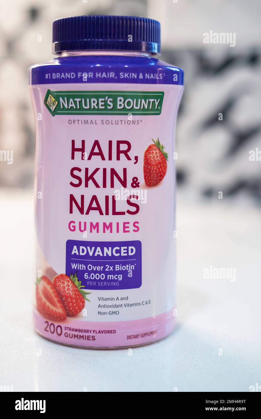 Nature's Bounty brand of strawberry-flavored gummy vitamins for hair, skin & nails. USA. Stock Photo