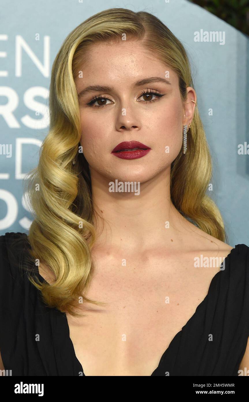 Erin Moriarty Fan Expo Managing Chronic Illness in a High-Pressure Industry