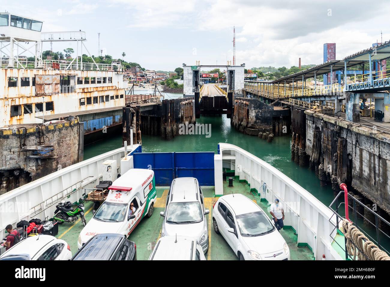 Itaparica, Bahia, Brazil - January 24, 2023: Ferry-Boat loaded with cars and passengers departing from the island of Itaparica to Salvador, Bahia. Stock Photo