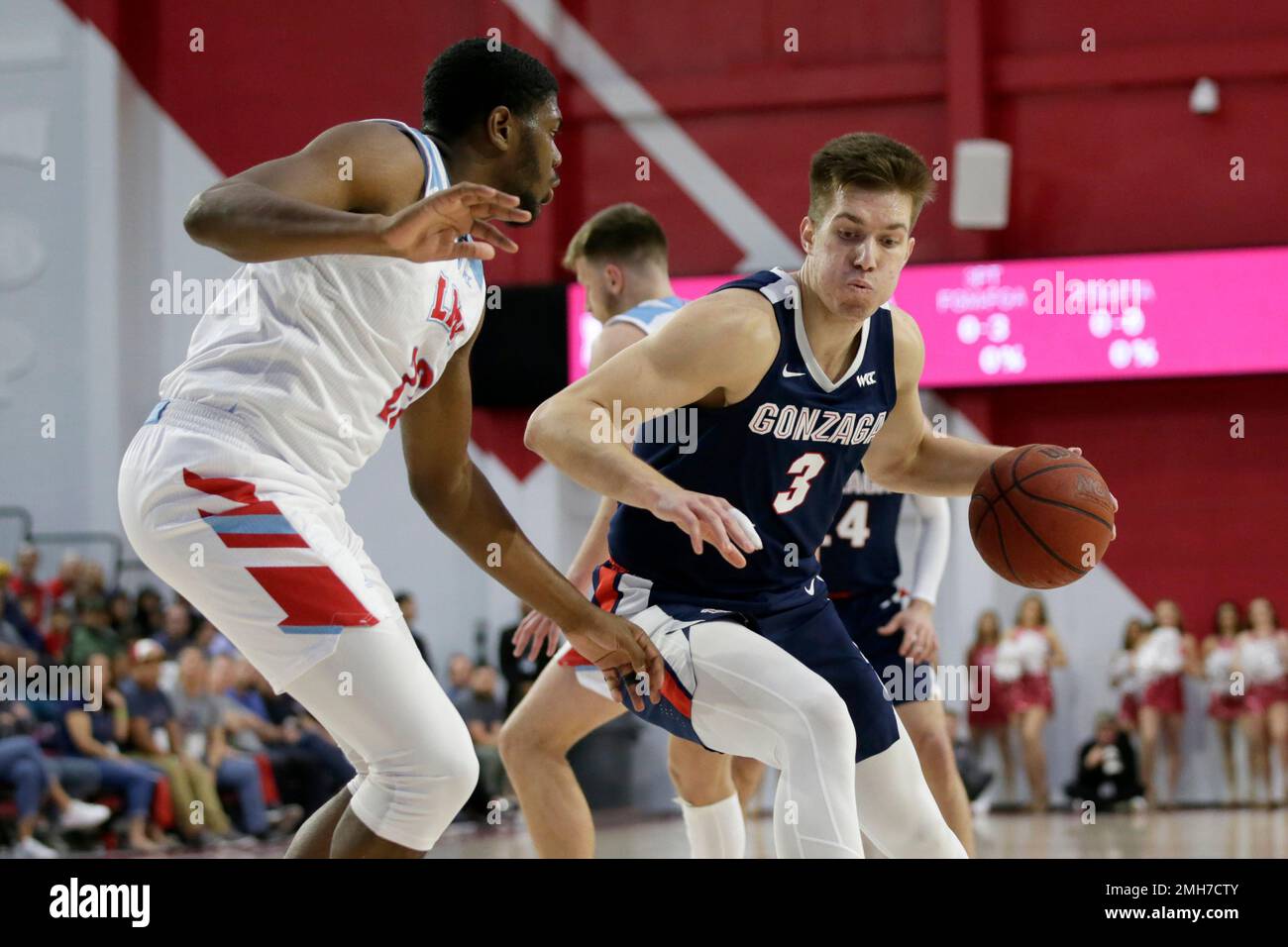 Gonzaga forward Filip Petrusev, right, and Cal State Bakersfield