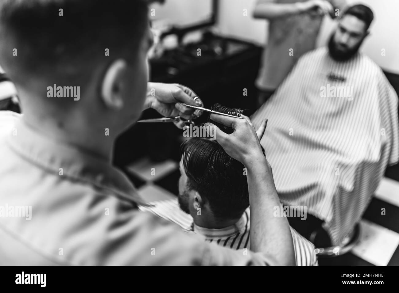 Men's haircut in a Stock Photo Alamy