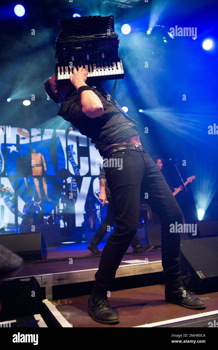 Dropkick murphys live hi-res stock photography and images - Alamy