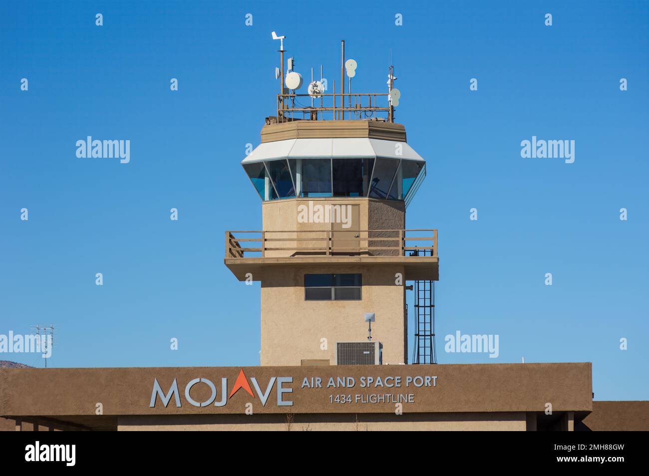 Mojave Air and Space Port, California, United States - January 21, 2023:  Control tower shown on a sunny day with clear, blue skies. Stock Photo
