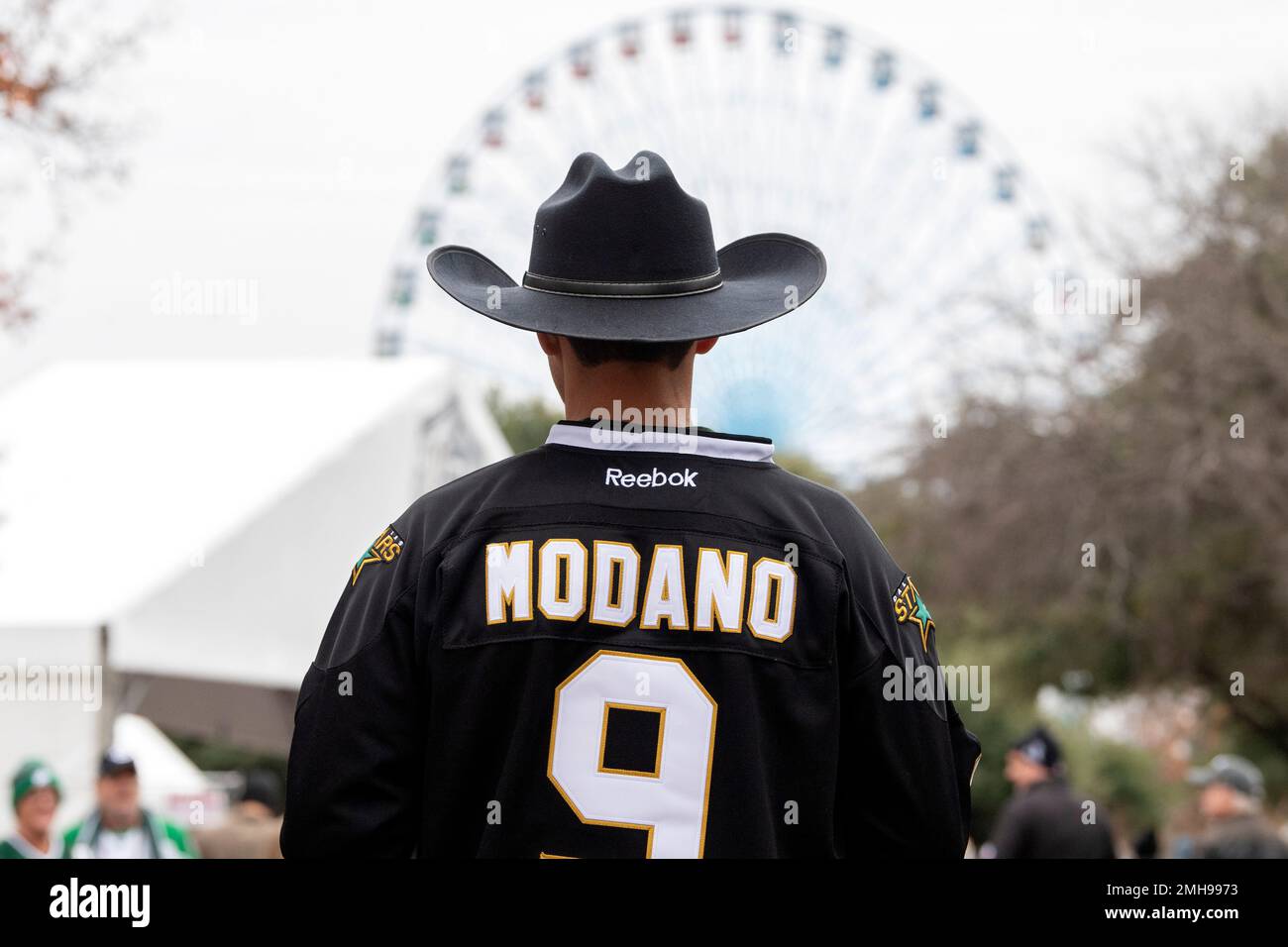 Photos: Fans at the 2020 Winter Classic between Predators and Stars