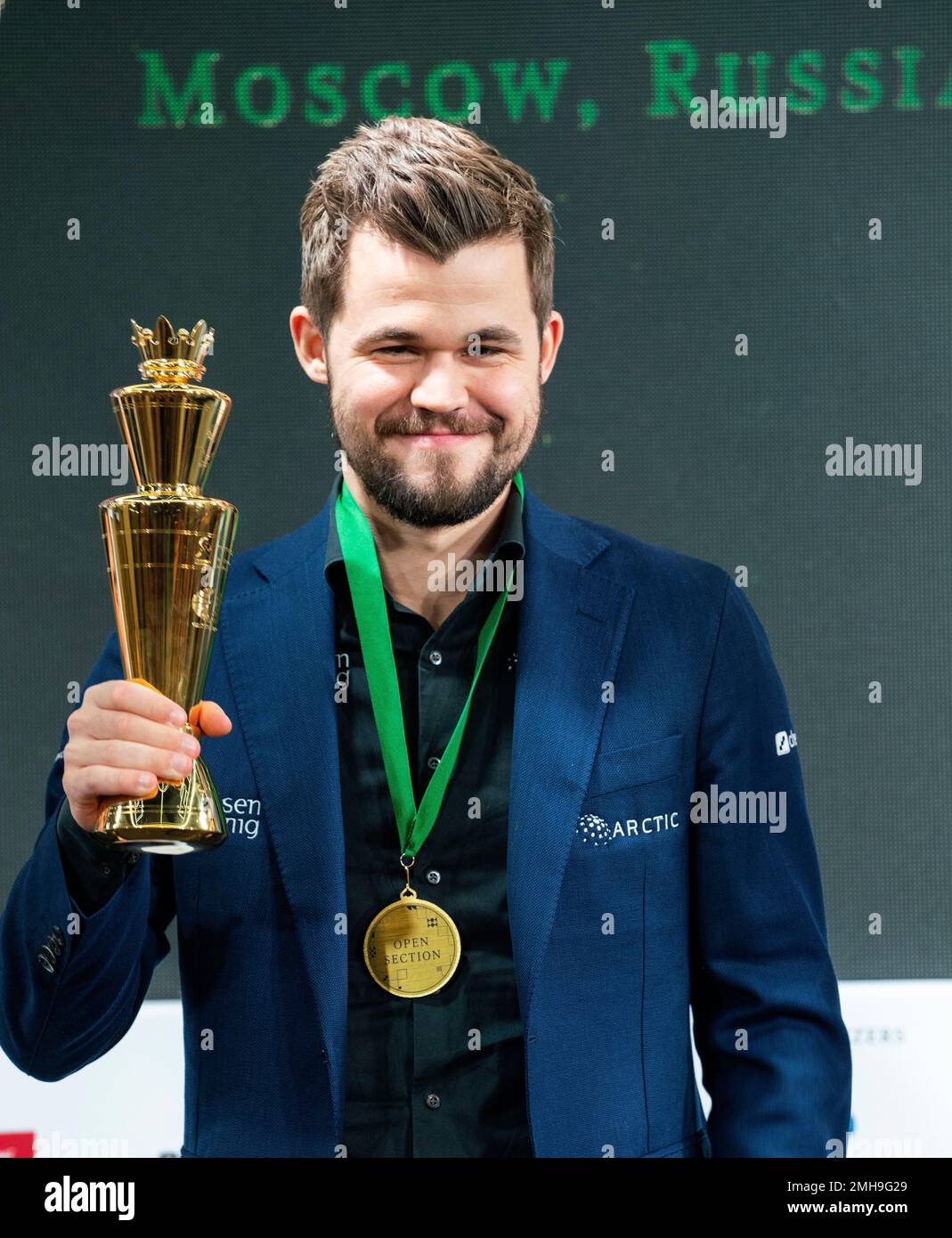 Chess grandmaster Magnus Carlsen awarded NFT trophy after