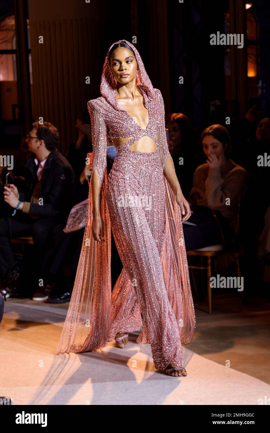 A model walk the runway of Zuhair Murad show during Paris Fashion Week  Haute Couture Spring/Summer 2023 on January 25, 2023 in Paris, France.  (Photo by Lyvans Boolaky/ÙPtertainment/Sipa USA Stock Photo -