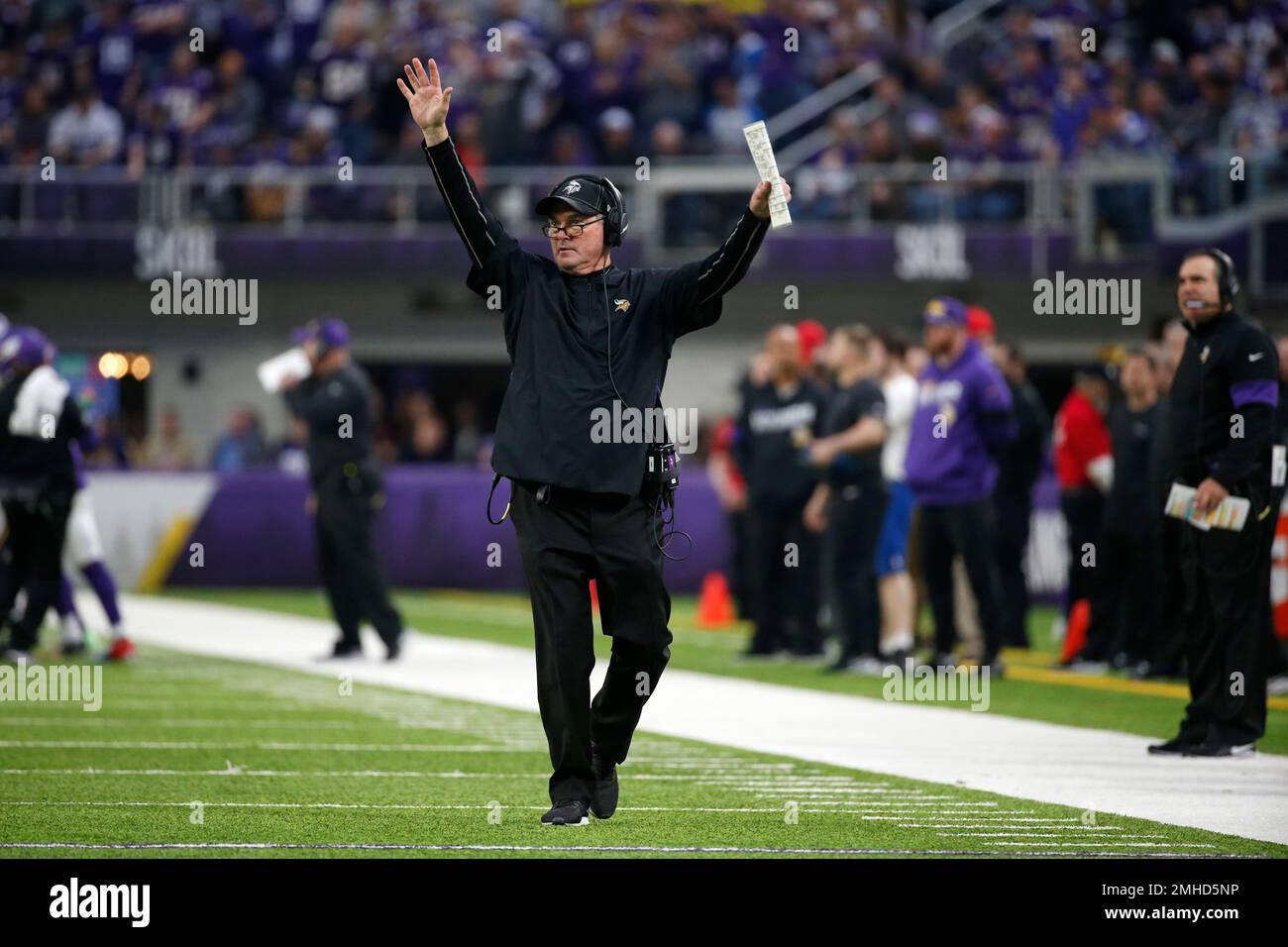 Minnesota Vikings head coach Mike Zimmer reacts to a call during the