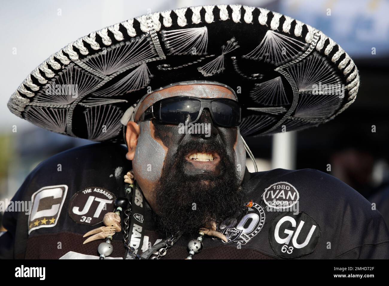 Fans tailgate at RingCentral Coliseum before an NFL football game between  the Oakland Raiders and the Detroit Lions in Oakland, Calif., Sunday, Nov.  3, 2019. (AP Photo/John Hefti Stock Photo - Alamy