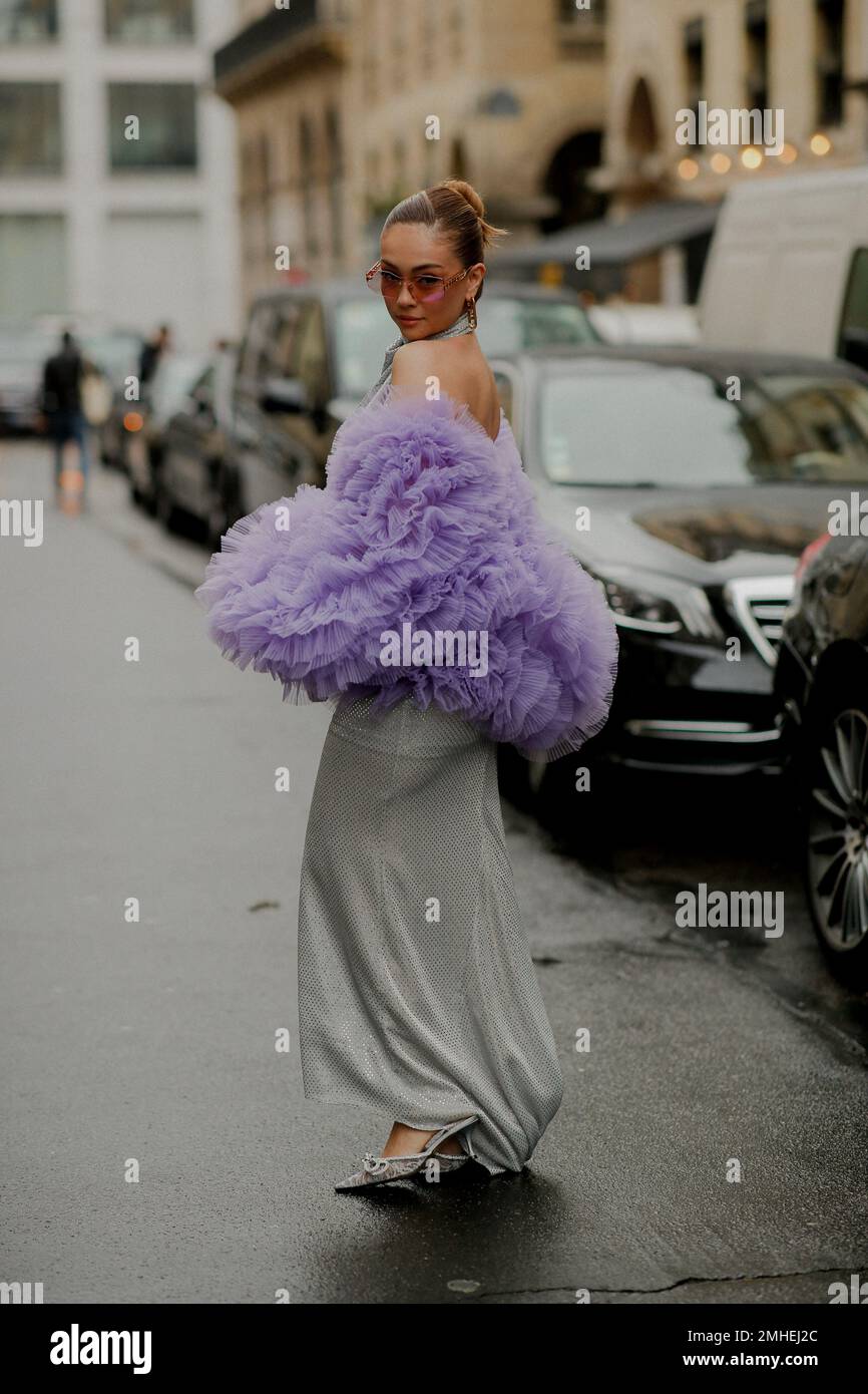 Street style, Merve Gorgoz arriving at Fendi Spring Summer 2023 Haute